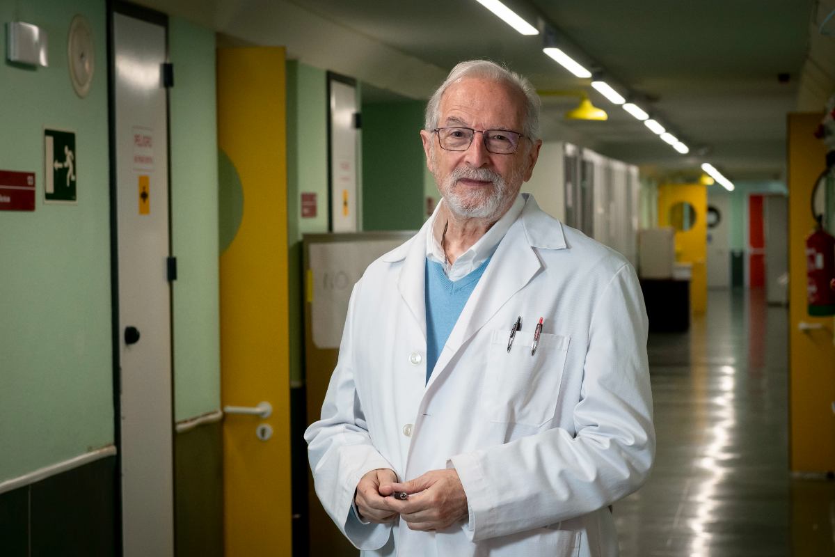 Luis Enjuanes, jefe del Laboratorio de Coronavirus del Centro Nacional de Biotecnología, ha explicado en Infarma los frutos de su trabajo de más de 35 años con coronavirus.